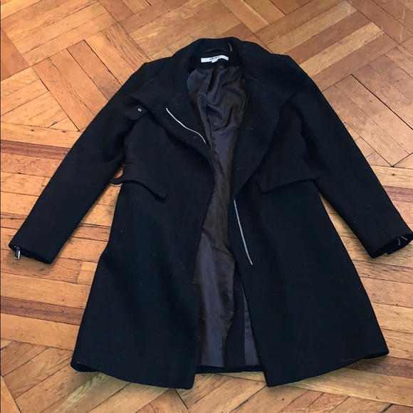 Dkny Jackets & Blazers - DKNY COAT!